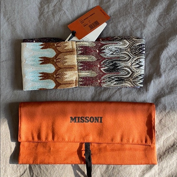 SOLD ❌ MISSONI Headband - Picture 2 of 3